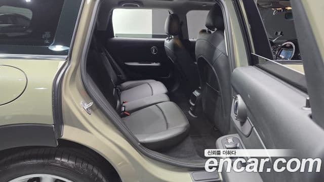 Mini Cooper 클럽맨 2세대, 2020 12