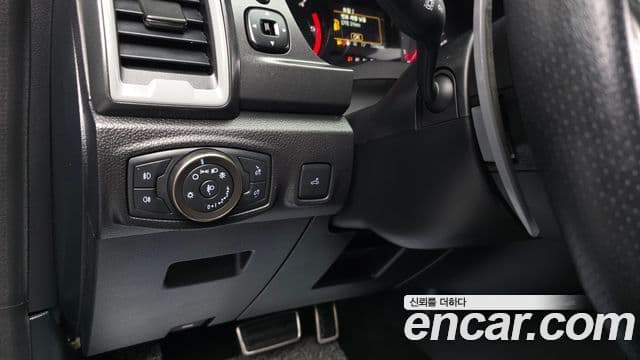 Ford 레인저 3세대 Raptor, 2022 17