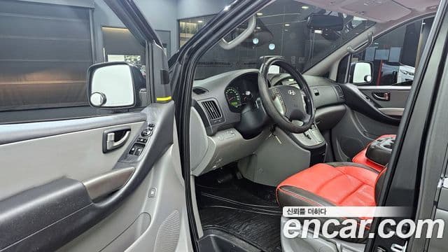 Hyundai Grand Starex CVX Premium, 2014 11