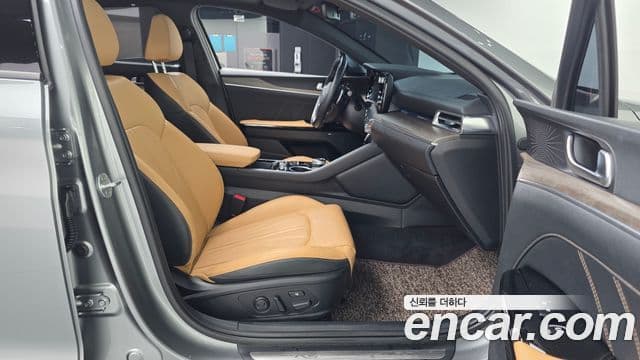 Kia K5 3세대 Signature, 2020 11