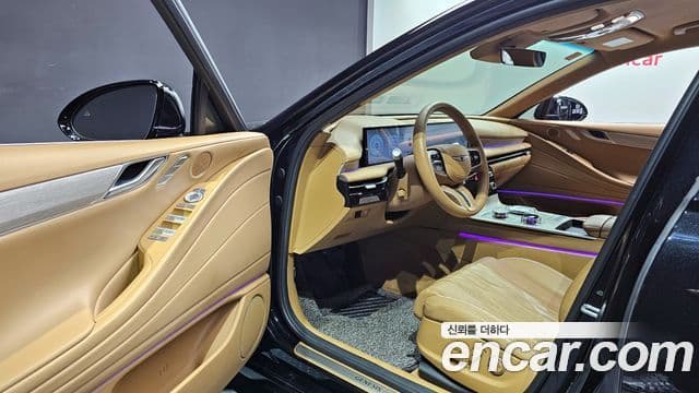 Genesis G80 (RG3) бензин 2.5 турбо AWD, 2025 11