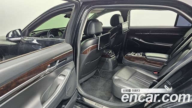 Genesis EQ900 Luxury, 2016 11