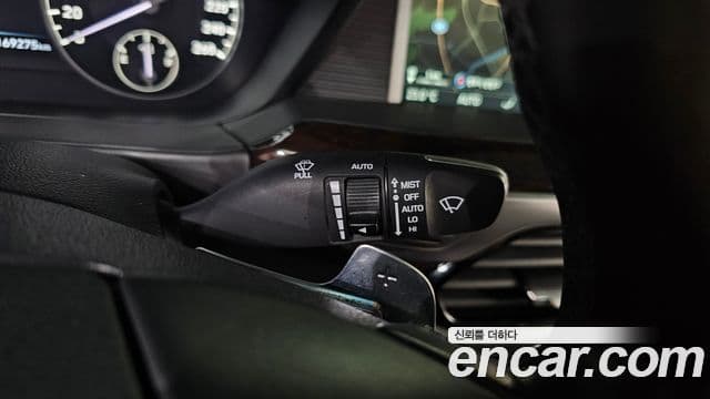 Genesis EQ900 Luxury, 2016 16