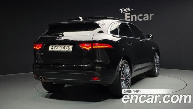 Jaguar F-PACE Prestige, 2018 2
