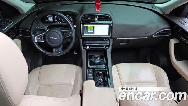 Jaguar F-PACE Prestige, 2018 7
