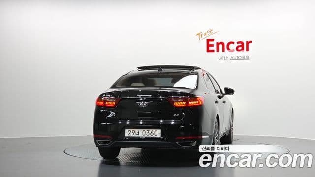 Kia All New K7 Noblesse, 2016 4