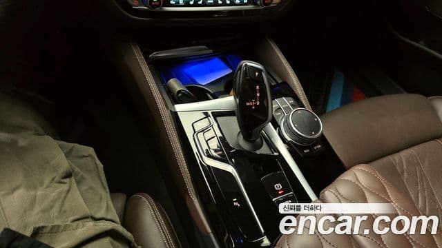 BMW 5시리즈 (G30) 530i M Sport, 2022 9