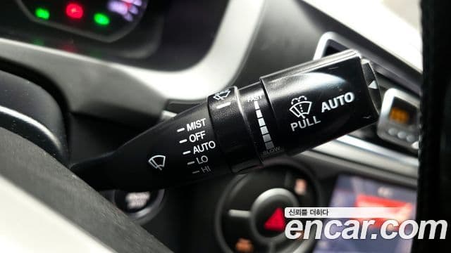 KG모빌리티(SsangYong) The / новый New Korando Sport Club, 2017 16