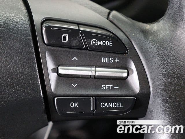 Hyundai Kona Modern Art, 2018 11