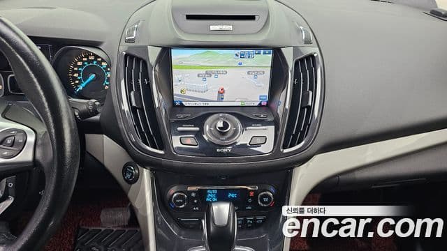 Ford Escape 3세대, 2013 16