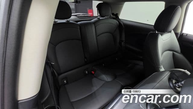 Mini Cooper 3세대, 2019 12