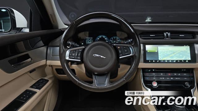 Jaguar XF (X260) Prestige, 2018 13