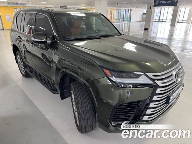 Lexus LX 4세대 700h VIP, 2025 4