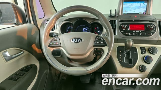 Kia Ray Luxury, 2013 13