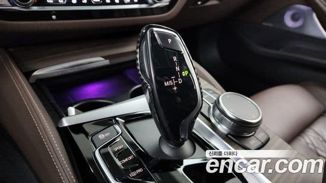 BMW 5시리즈 (G30) 520d M Sport Plus, 2020 9