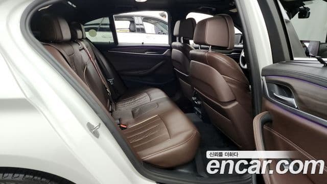 BMW 5시리즈 (G30) 520d M Sport Plus, 2020 12