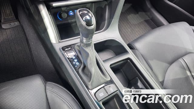 Hyundai LF Sonata Style, 2017 9