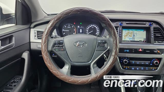 Hyundai LF Sonata Style, 2017 13