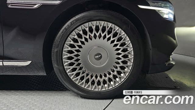 Genesis G90 Premium Luxury, 2019 все фото