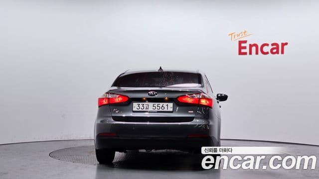 Kia K3 Trendy, 2013 4