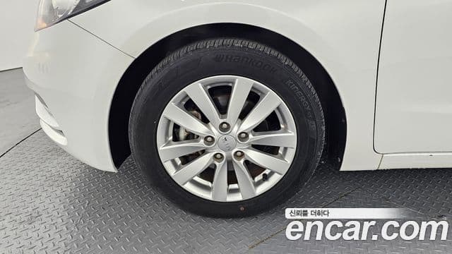 Kia K3 Trendy, 2013 все фото