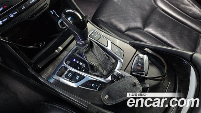 Hyundai Grandeur HG Modern, 2016 9