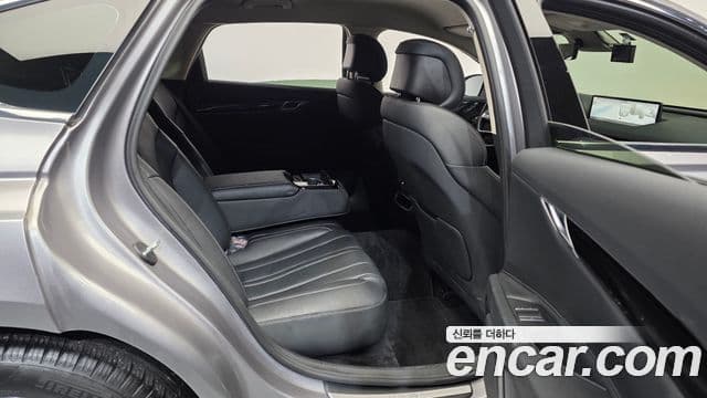 Genesis G80 (RG3) бензин 2.5 турбо 2WD, 2022 12