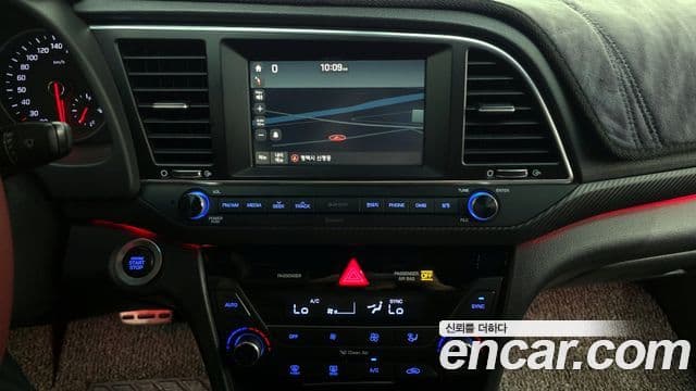 Hyundai Avante AD 1.6 турбо Sport, 2017 14