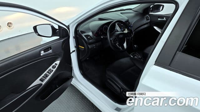 Hyundai Accent(новый кузов / новое поколение) Modern, 2016 11