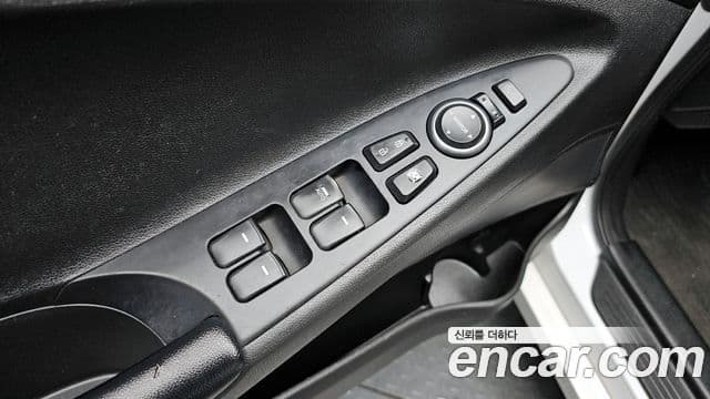 Hyundai Sonata The / новый 브릴리언트 Style, 2013 18