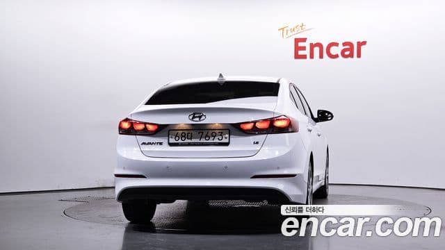 Hyundai Avante AD 1.6 GDI Value Plus, 2018 4