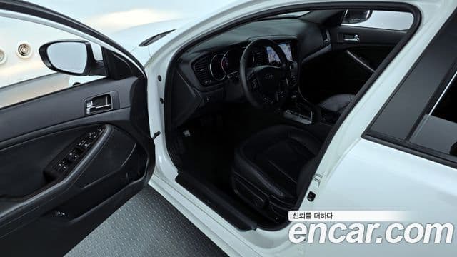 Kia K5 Luxury, 2013 11