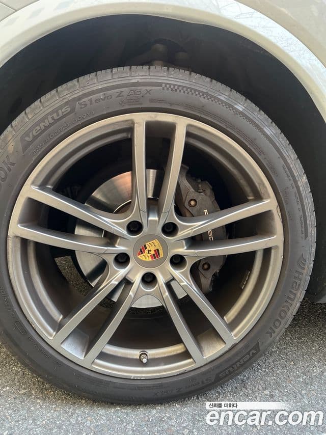 Porsche Cayenne (PO536) 3.0 купе, 2020 7