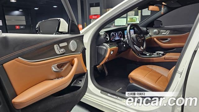 Mercedes-Benz E-класс W213 AMG Line, 2017 11