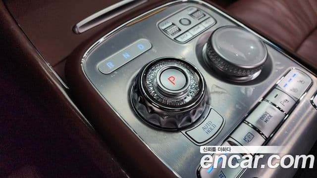 Genesis G90 (RS4) бензин 3.5 турбо AWD, 2023 9