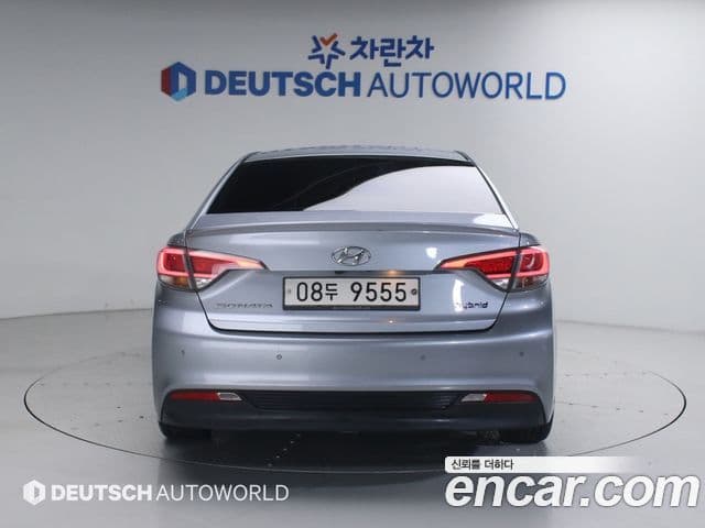 Hyundai LF Sonata гибрид Premium, 2016 4
