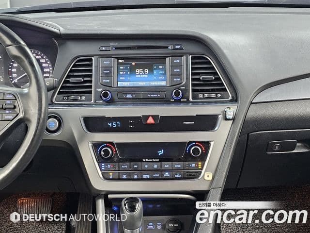 Hyundai LF Sonata гибрид Premium, 2016 14