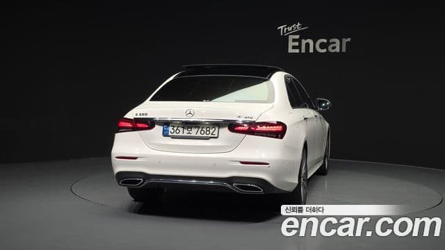 Mercedes-Benz E-класс W213 AMG Line, 2021 4