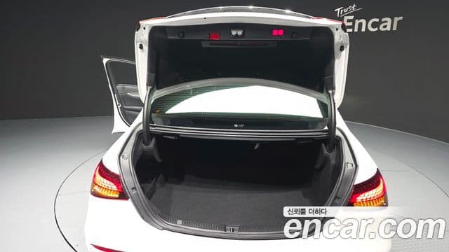 Mercedes-Benz E-класс W213 AMG Line, 2021 20