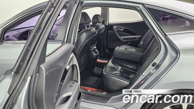 Hyundai Grandeur HG Premium, 2016 12