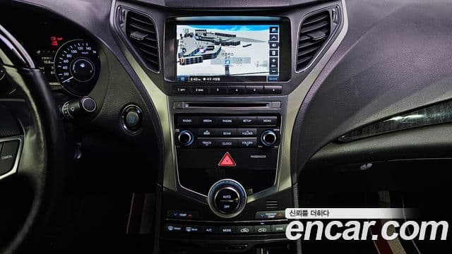 Hyundai Grandeur HG Premium, 2016 15