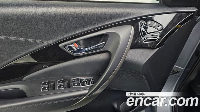 Hyundai Grandeur HG Premium, 2016 17