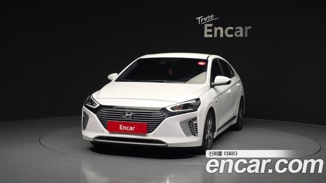 Hyundai Ioniq гибрид, 2018 3