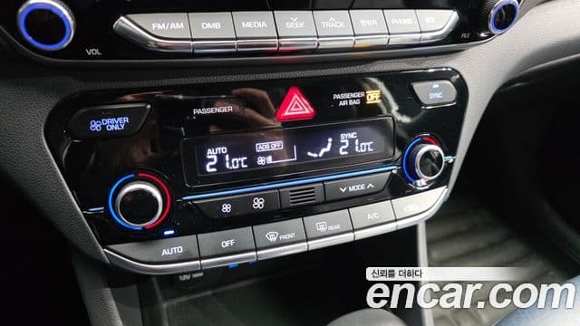 Hyundai Ioniq гибрид, 2018 16