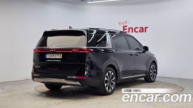 Kia Carnival 4세대 Signature, 2022 2