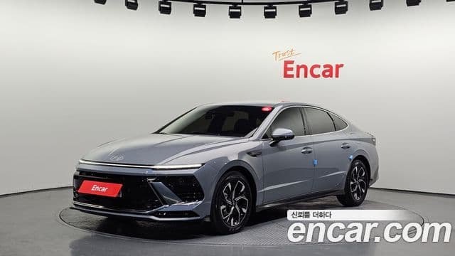 Hyundai Sonata D Edge(DN8) Business 1