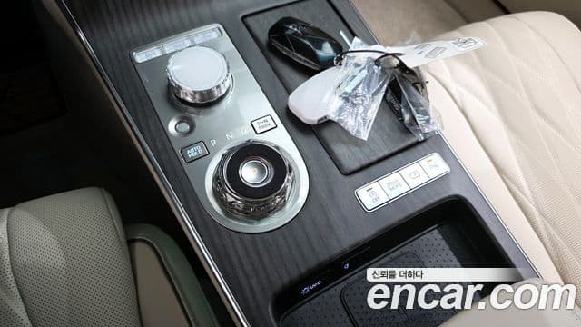 Genesis G80 (RG3) бензин 2.5 турбо AWD, 2025 9