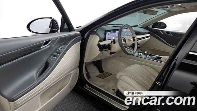 Genesis G80 (RG3) бензин 2.5 турбо AWD, 2025 10