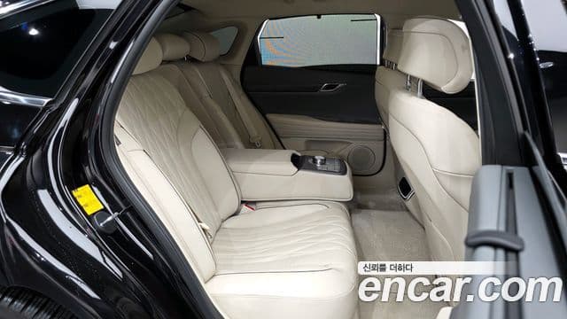 Genesis G80 (RG3) бензин 2.5 турбо AWD, 2025 12