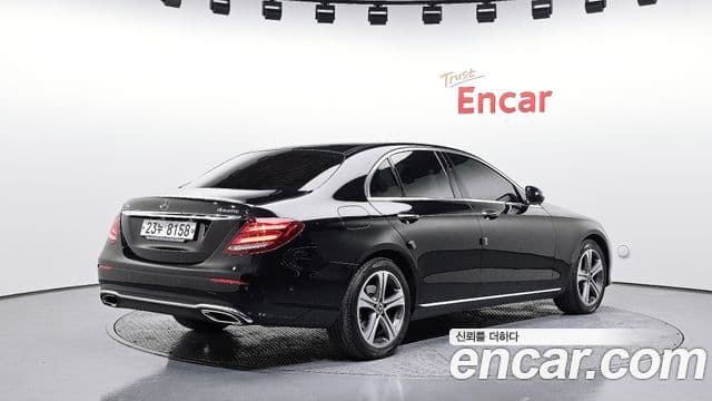 Mercedes-Benz E-класс W213 Avantgarde, 2018 2